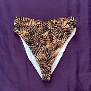 Pretty Little Thing Brown Leaf Bikini Bottom
